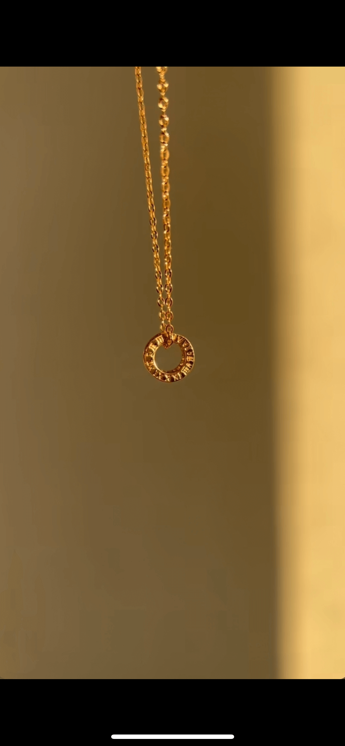 Baguette tunnel necklace