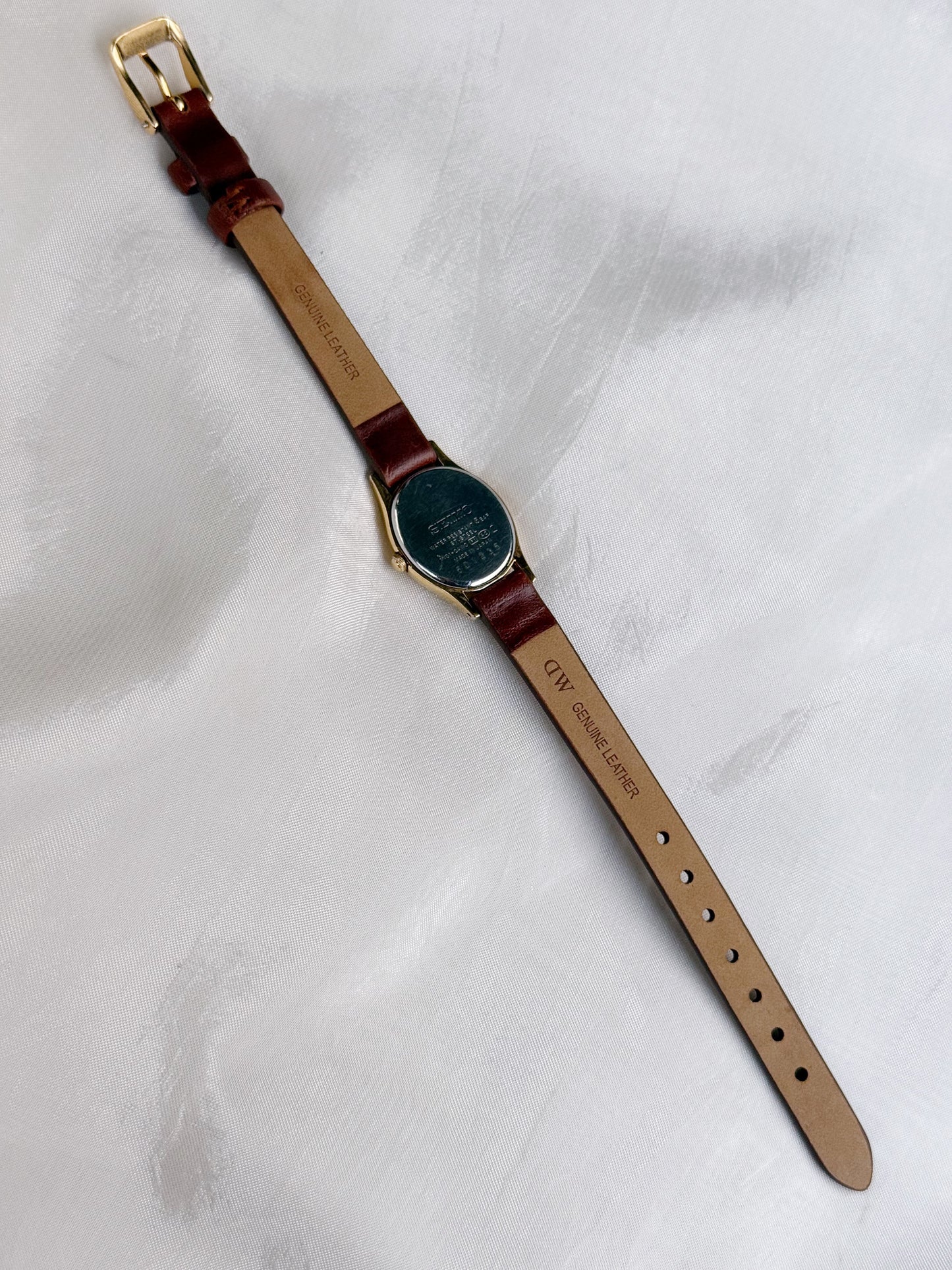 Vintage Seiko Oval dial women’s watch