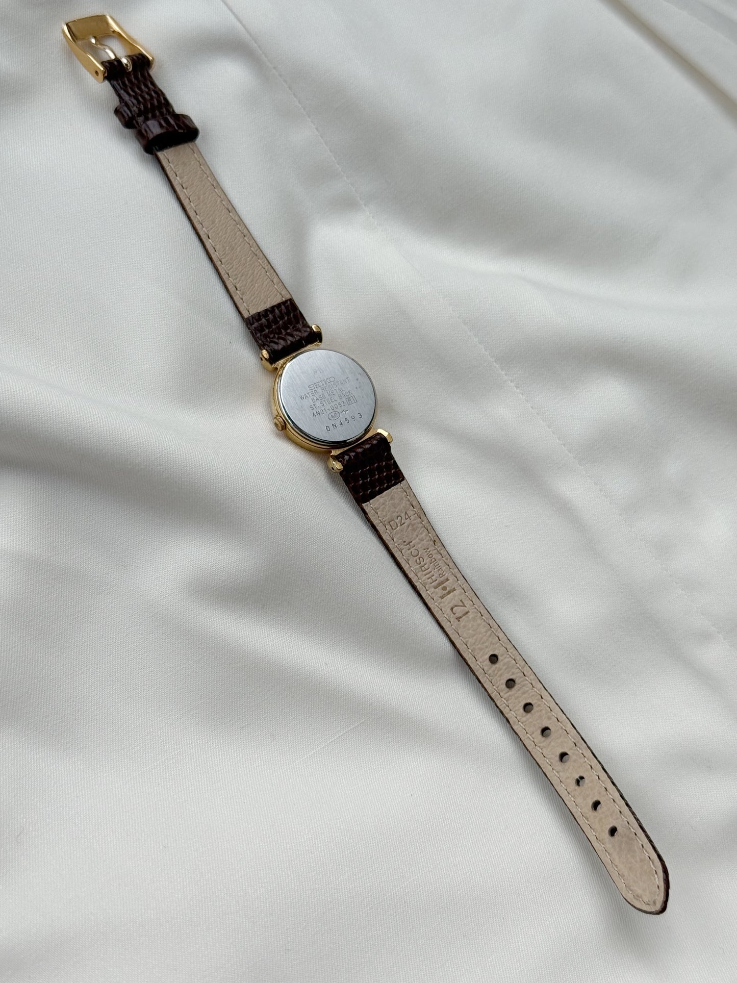 Seiko leather strap vintage watch