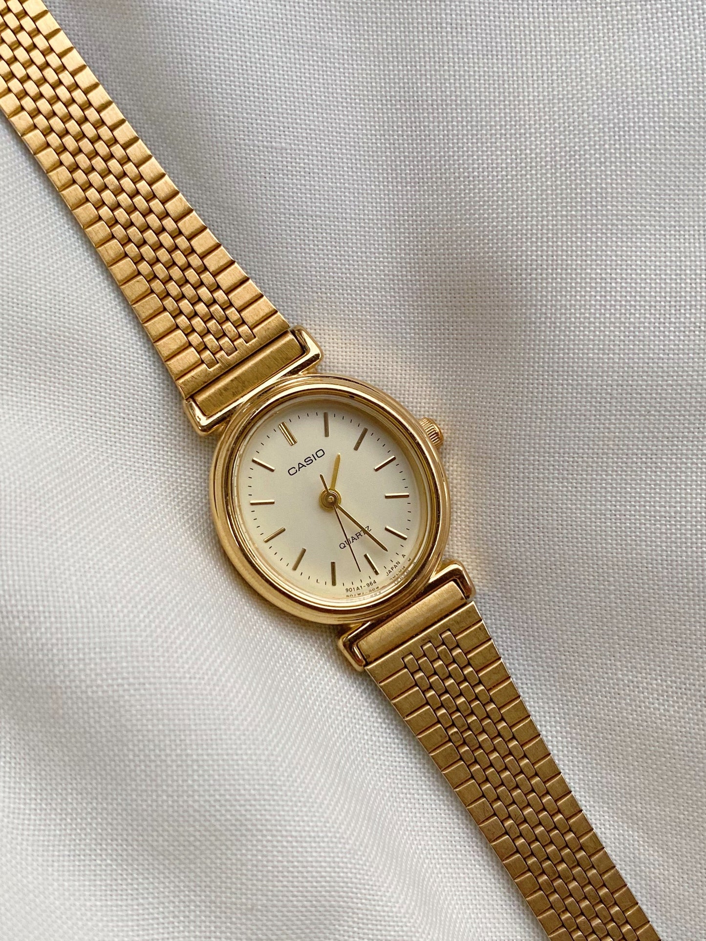 Casio Oval Dial vintage watch
