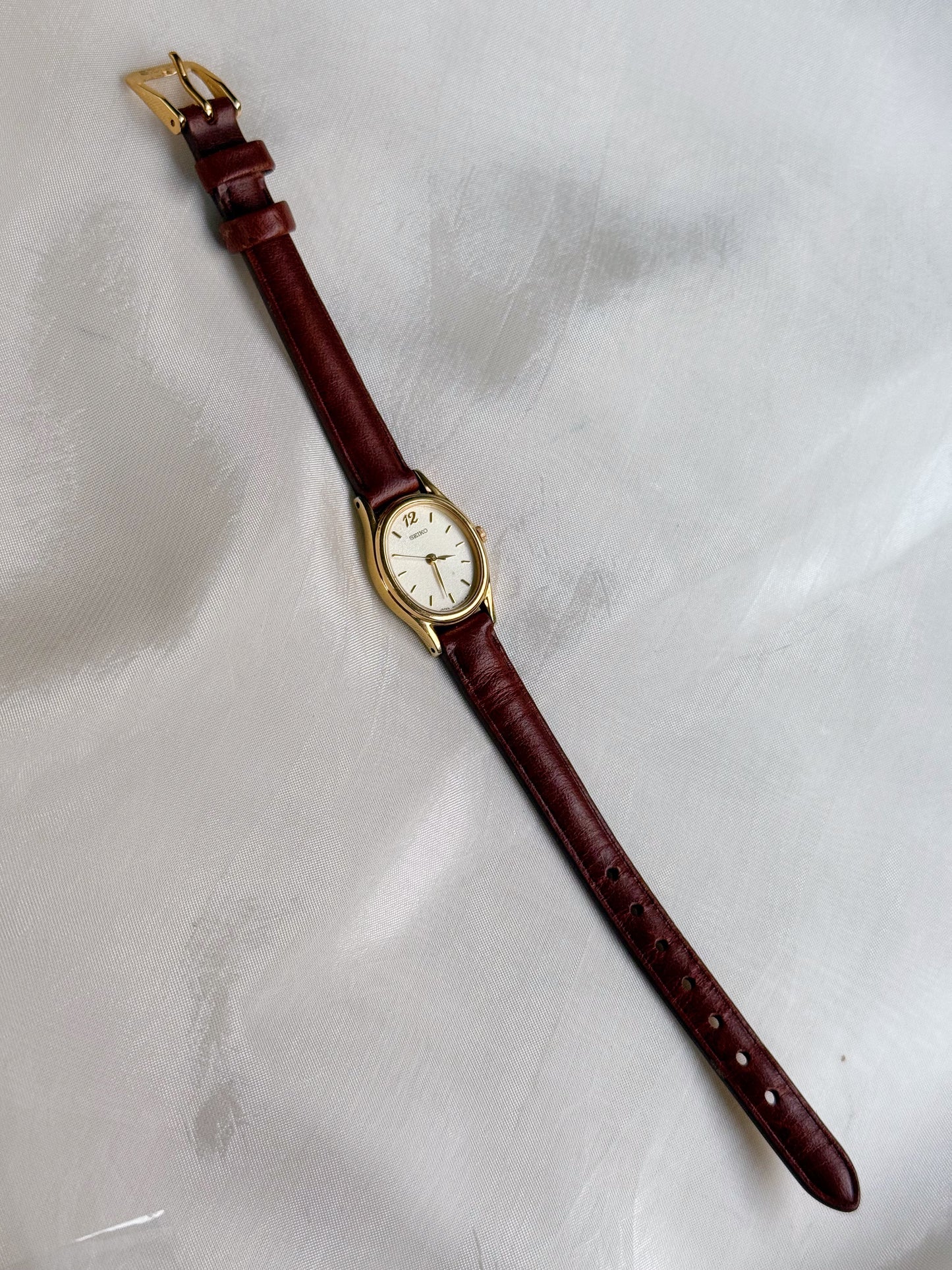 Vintage Seiko Oval dial women’s watch