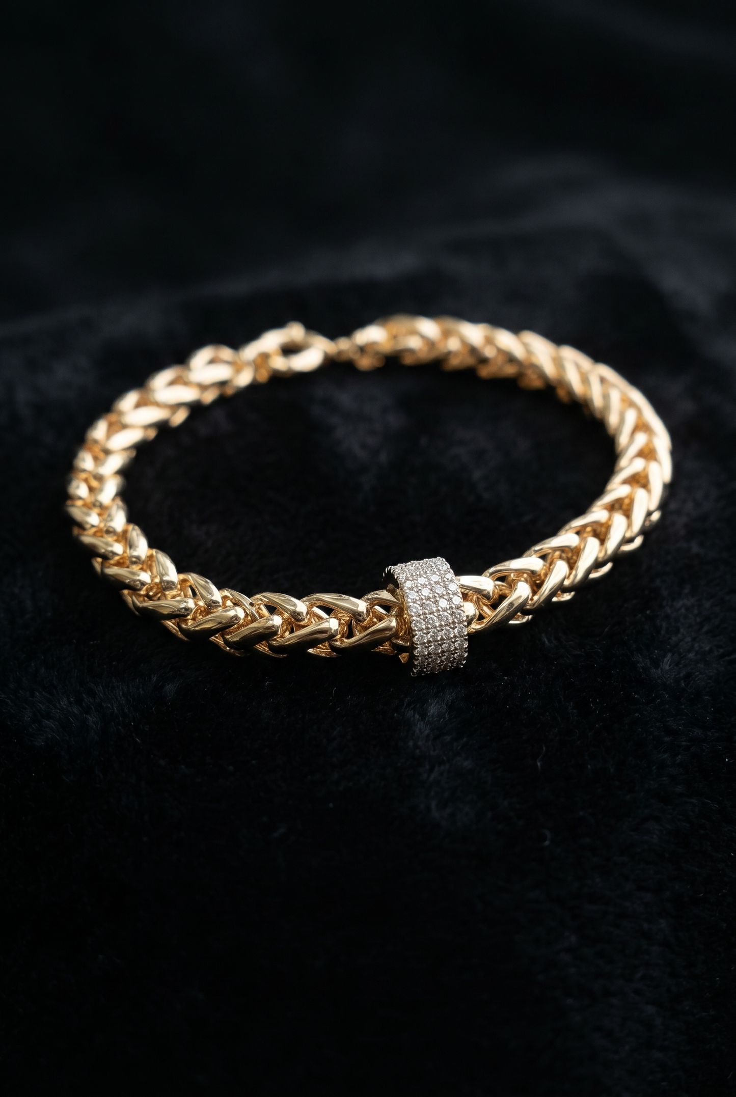 Stones Chunky Linked Bracelet
