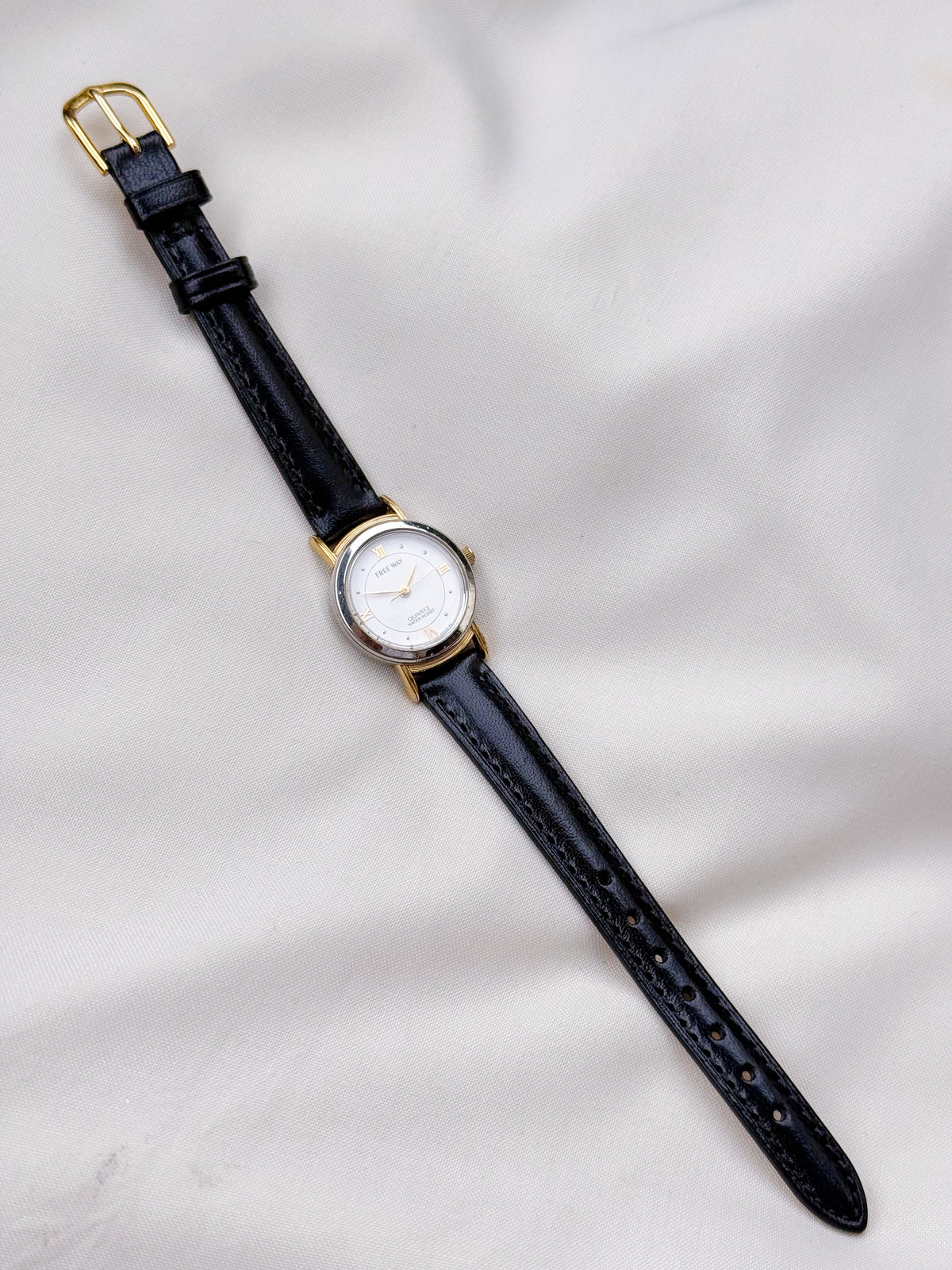 Vintage citizen free way leather strap two tone watch