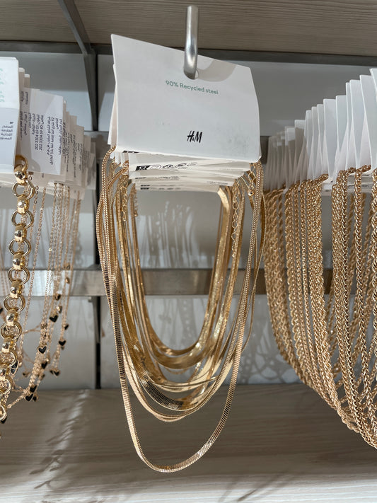 H&M Sleek single strand snake necklace | Adjustable