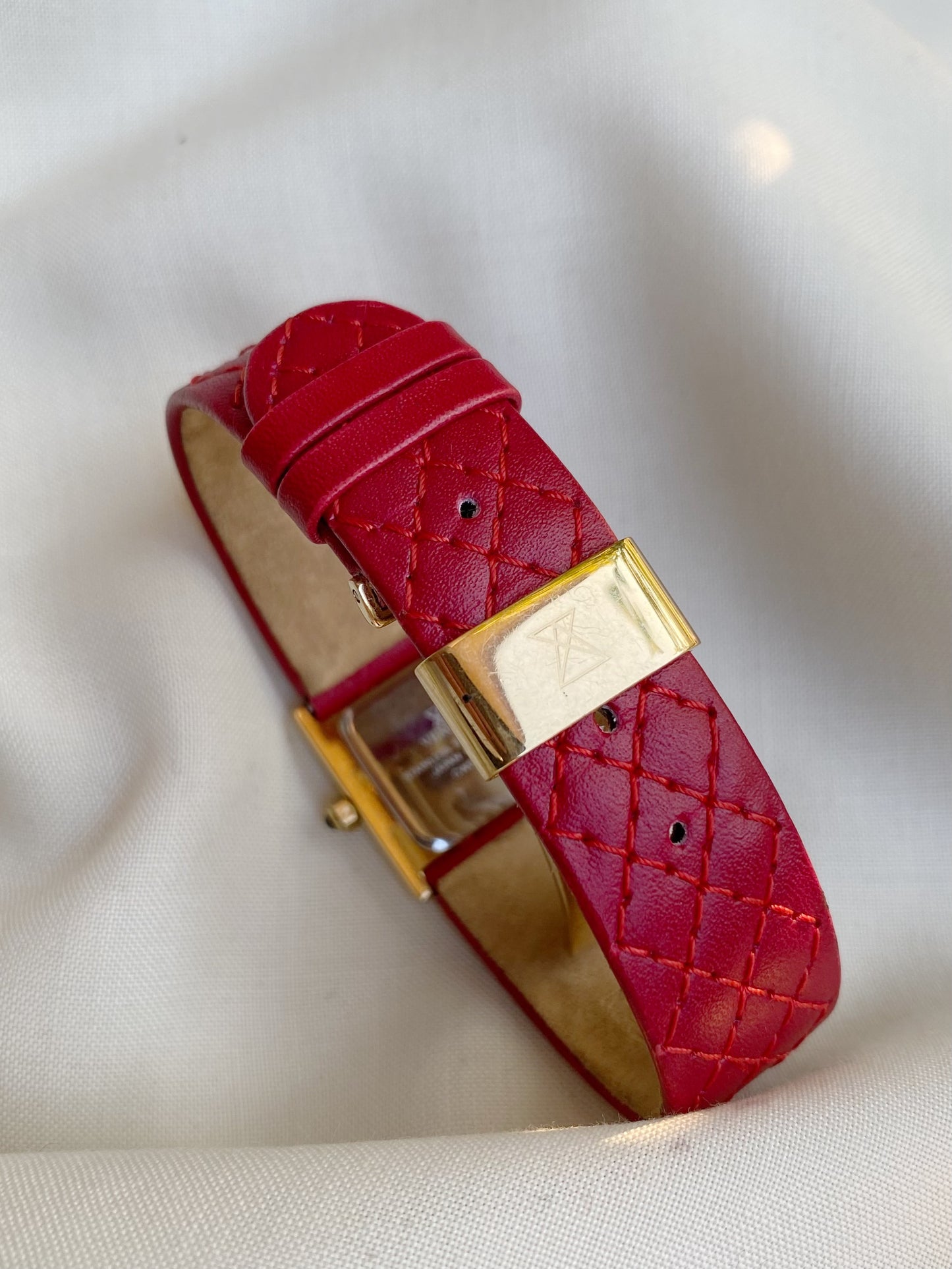 Vexel Tank dial watch