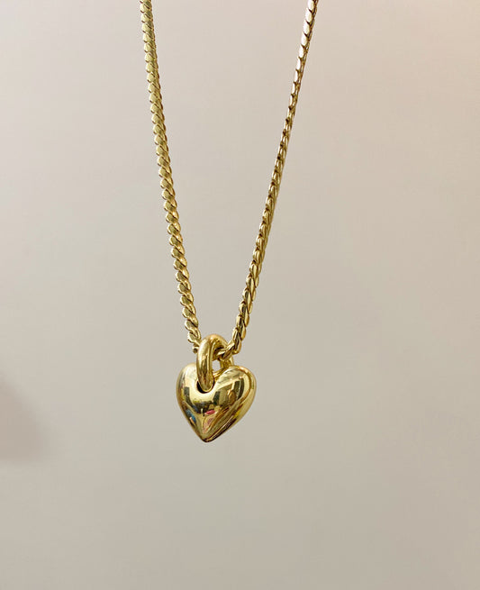 Prettiest heart H&M necklace