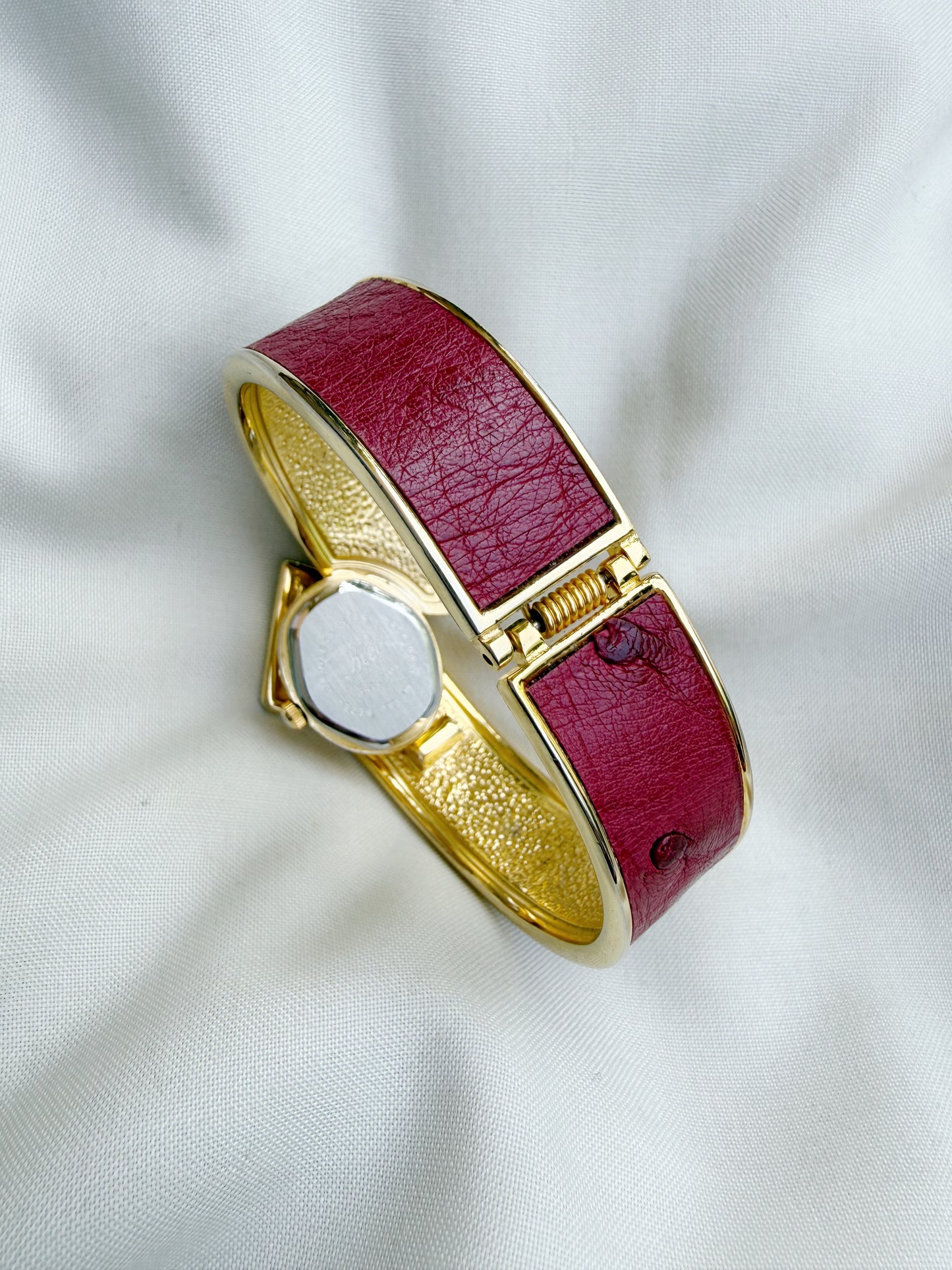Vintage Peekaboo stones watch