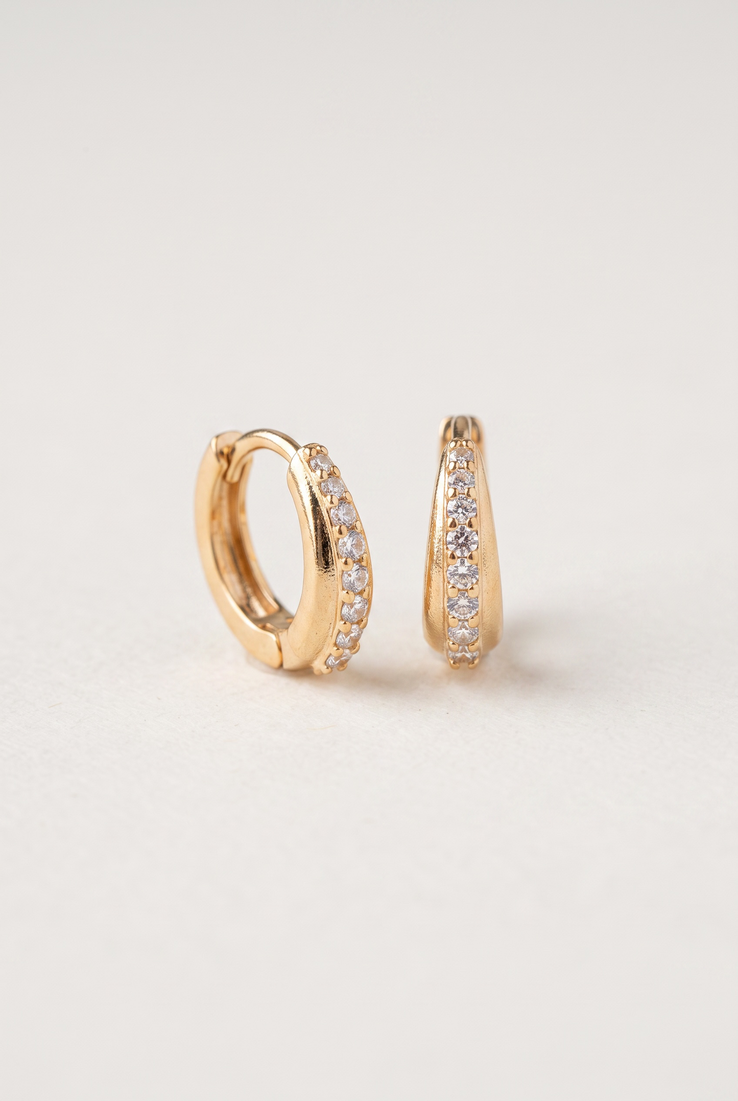 Dainty Rifa Hoops