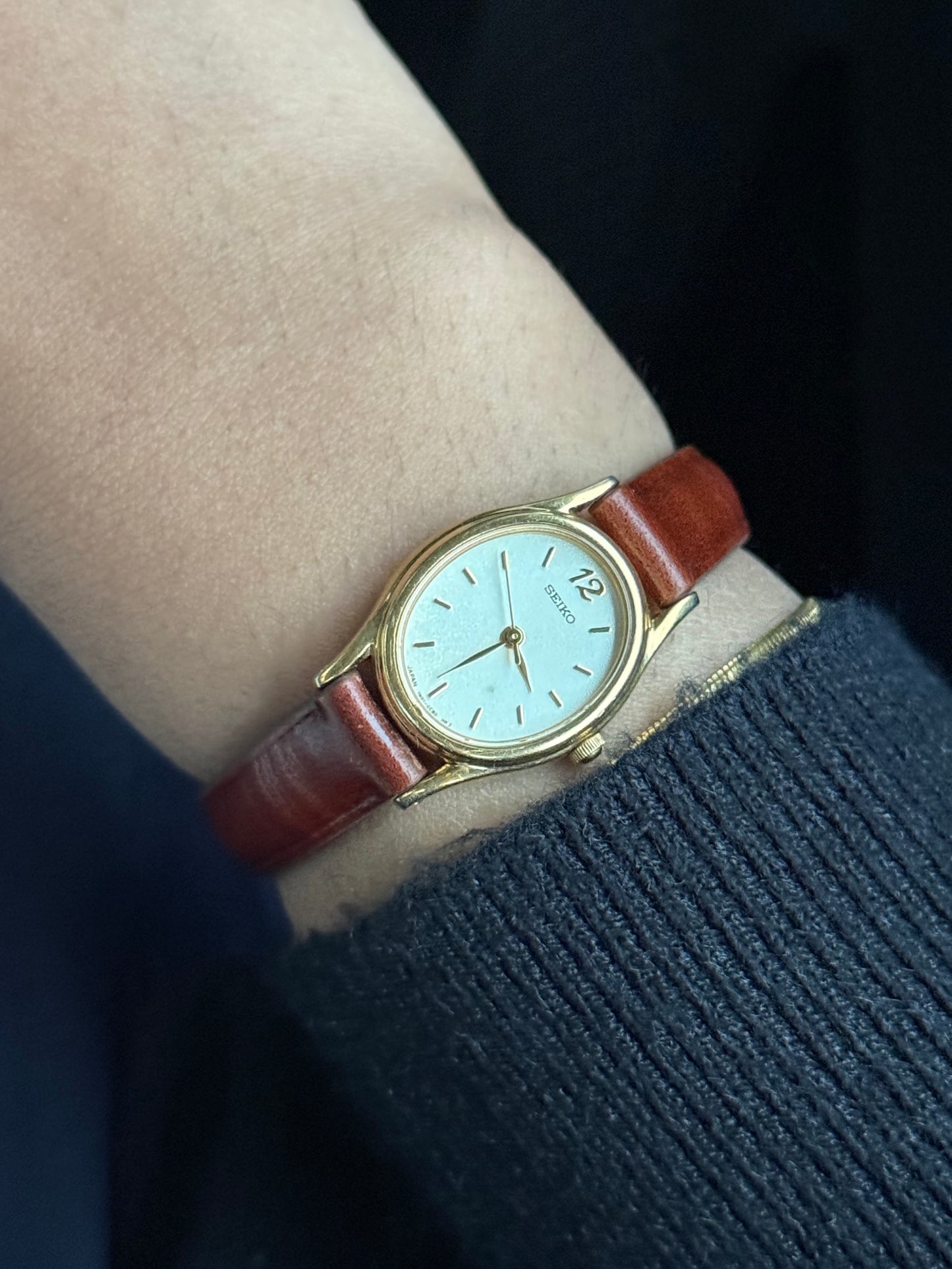 Vintage Seiko Oval dial women’s watch