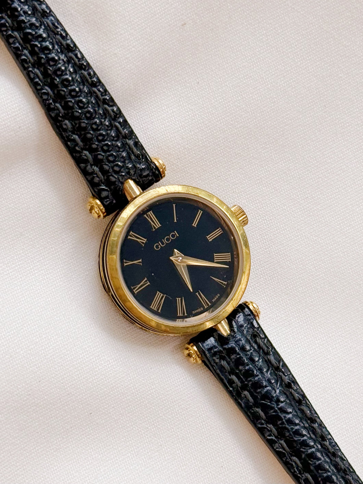 Vintage Gucci Sherry Line Gold-Plated Quartz Watch for women; Luxury Swiss timepiece