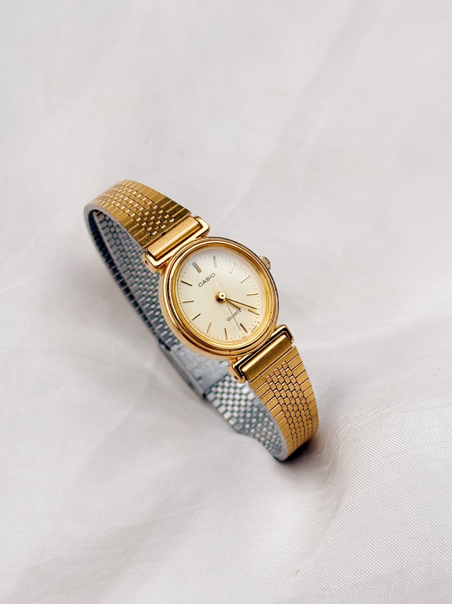 Vintage Casio Oval Dial gold plated watch