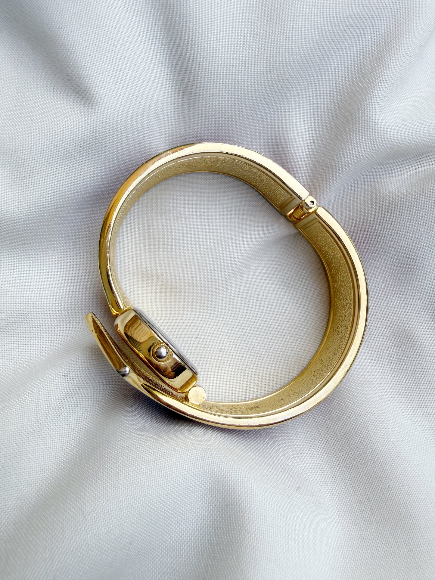 Vintage Peekaboo stones watch