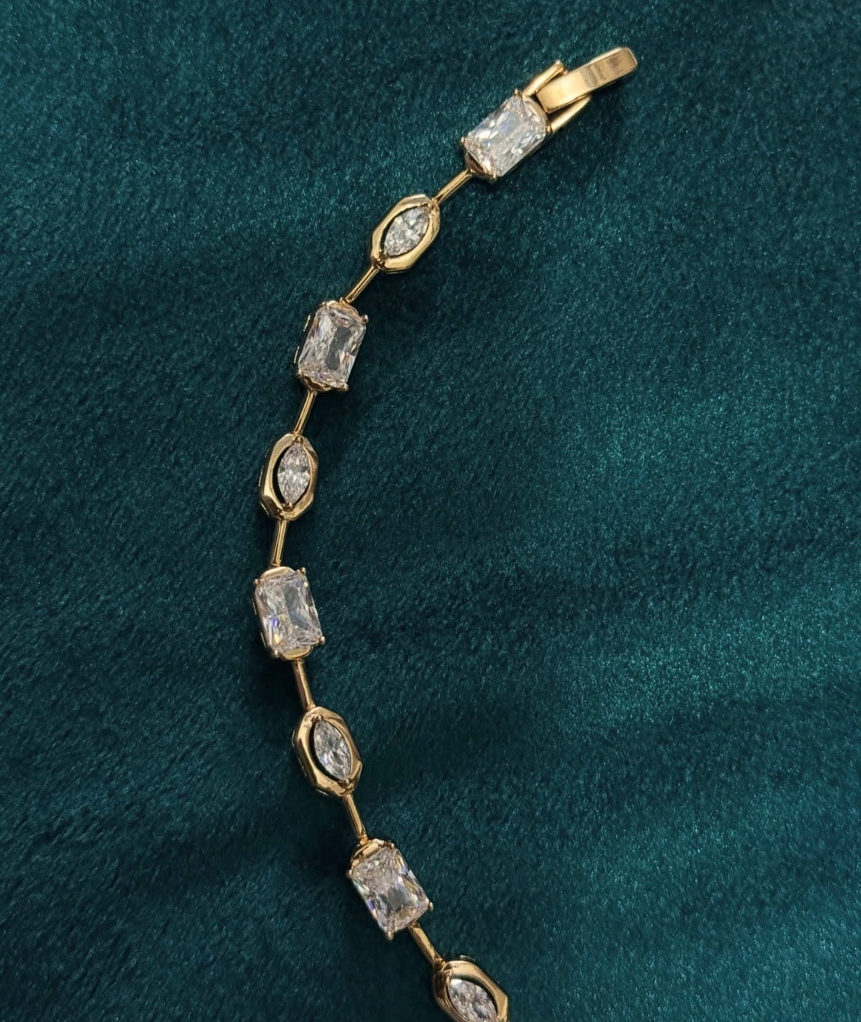 Elara Bracelet