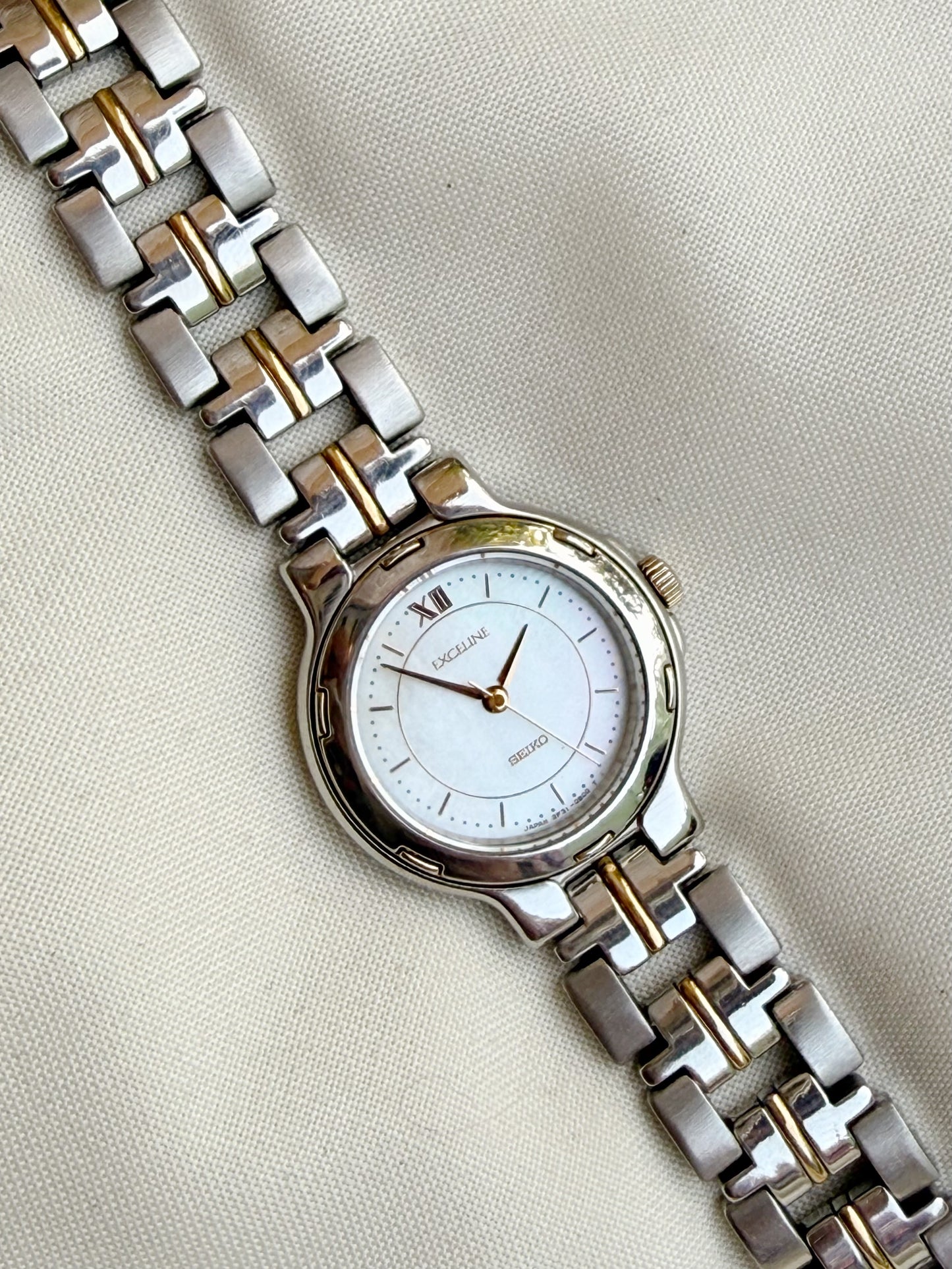 Seiko Exceline MOP Dial silver watch