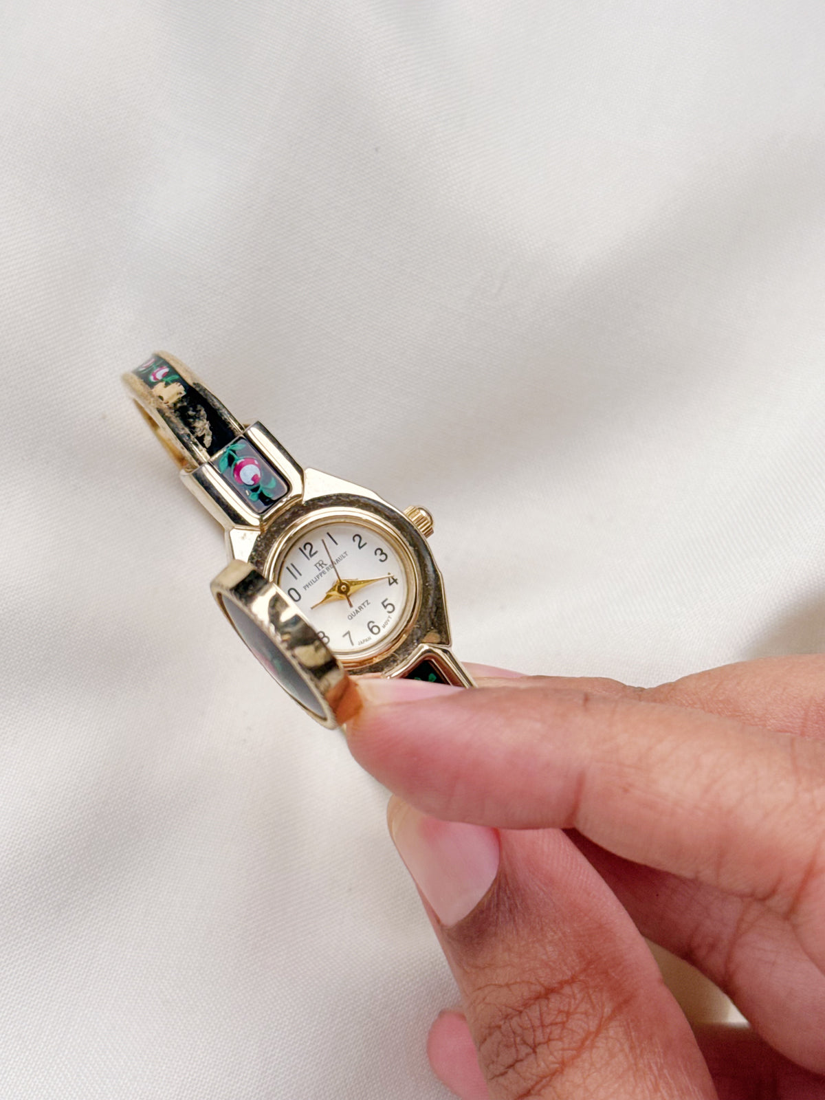 Vintage Peekaboo Floral Watch for women