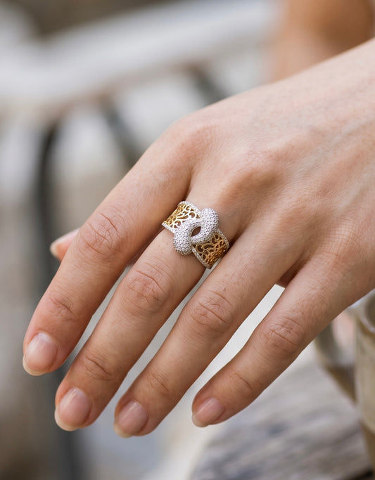 Bougie Two Tone Rhinestone Ring