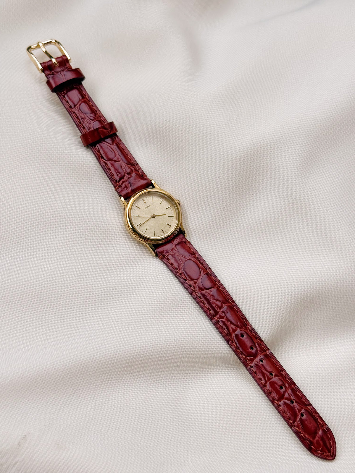 Vintage Seiko women’s leather strap watch