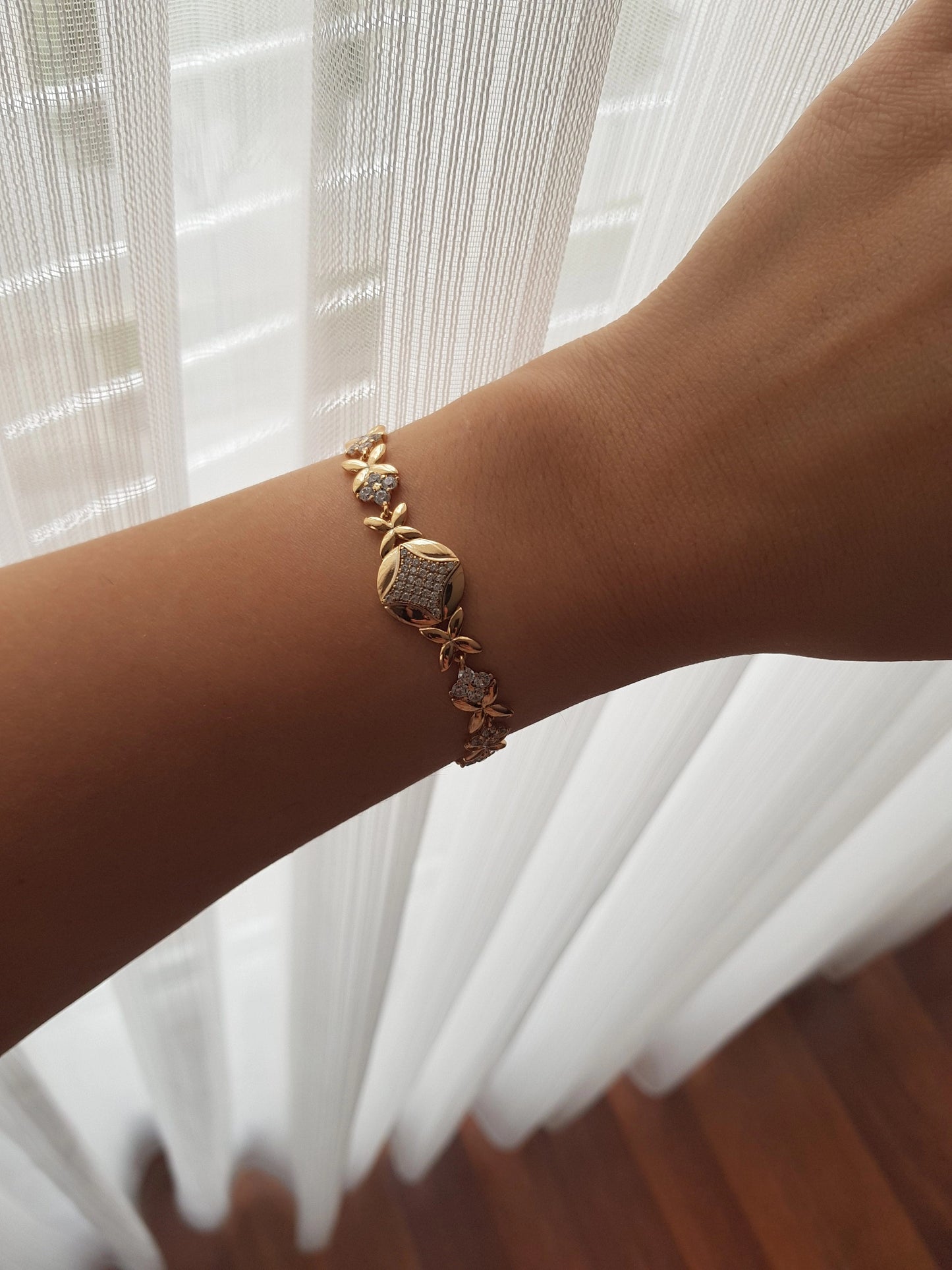 Elsa Bracelet