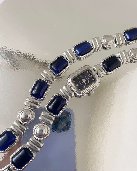 Vintage watch with bracelet