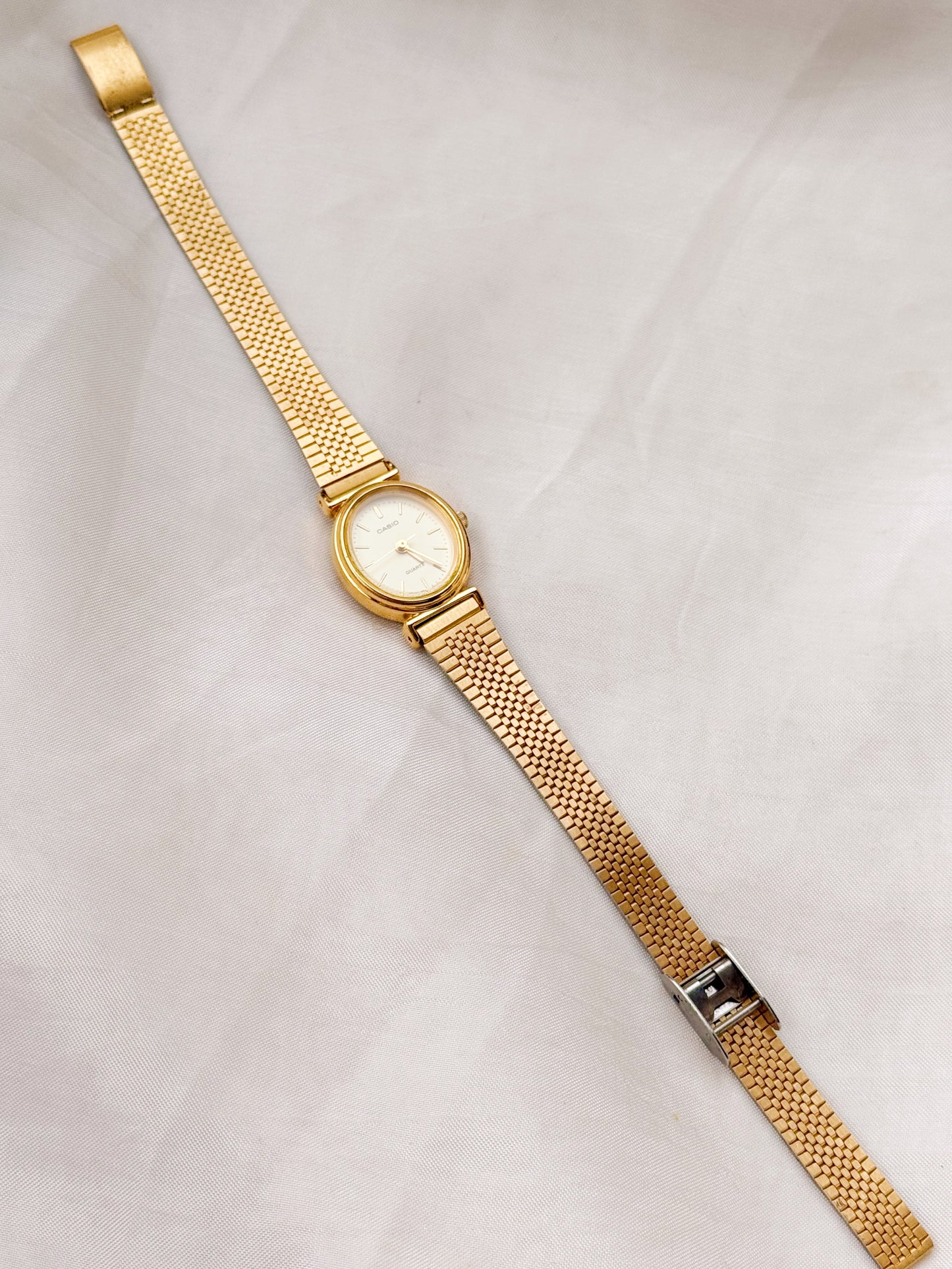 Vintage Casio Oval Dial gold plated watch