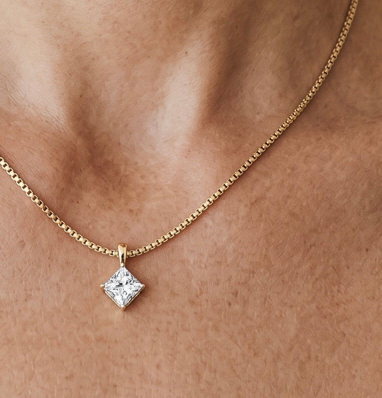 Solitaire Pendant Necklace