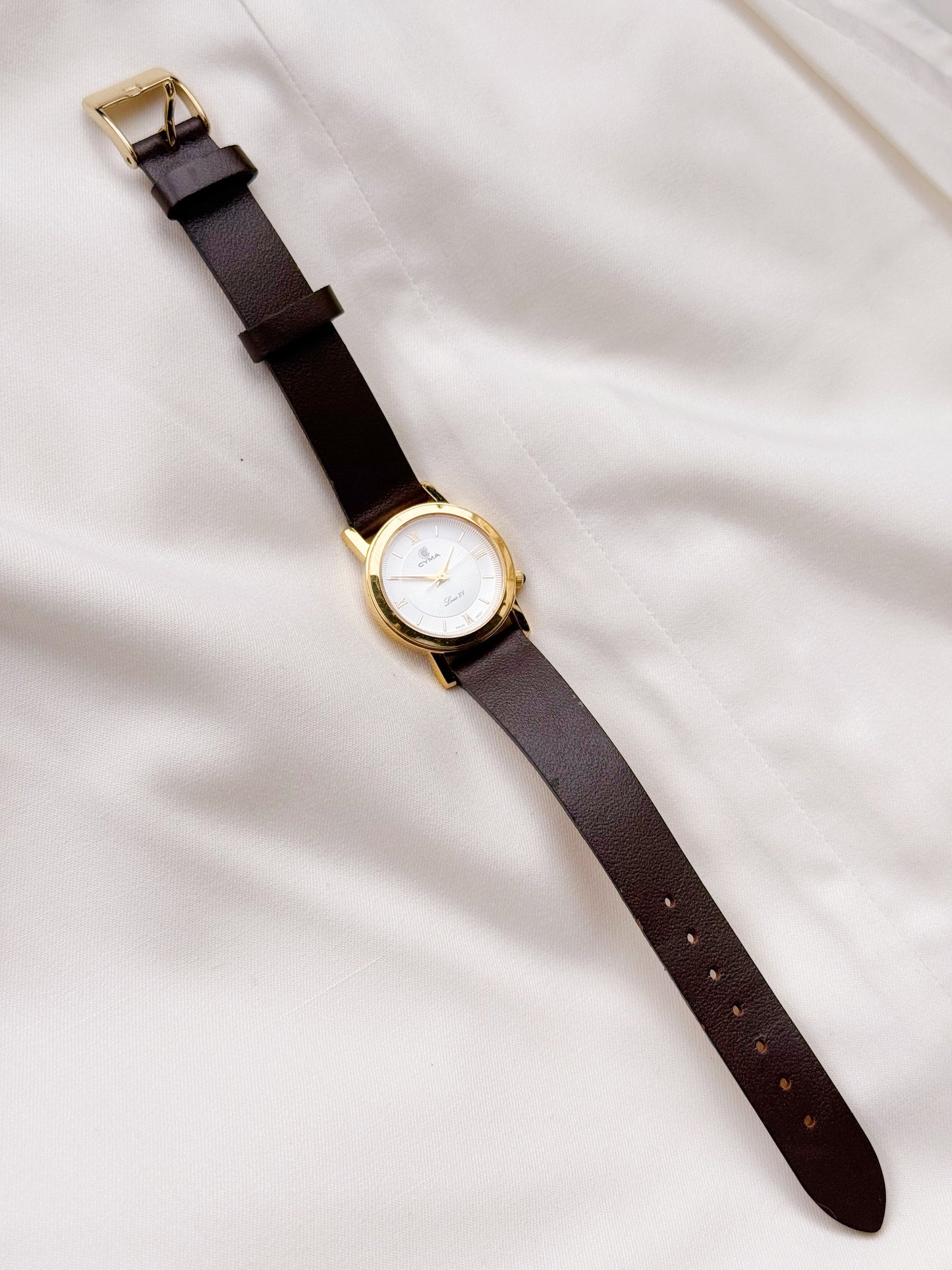 Vintage Cyma Swiss made leather strap watch