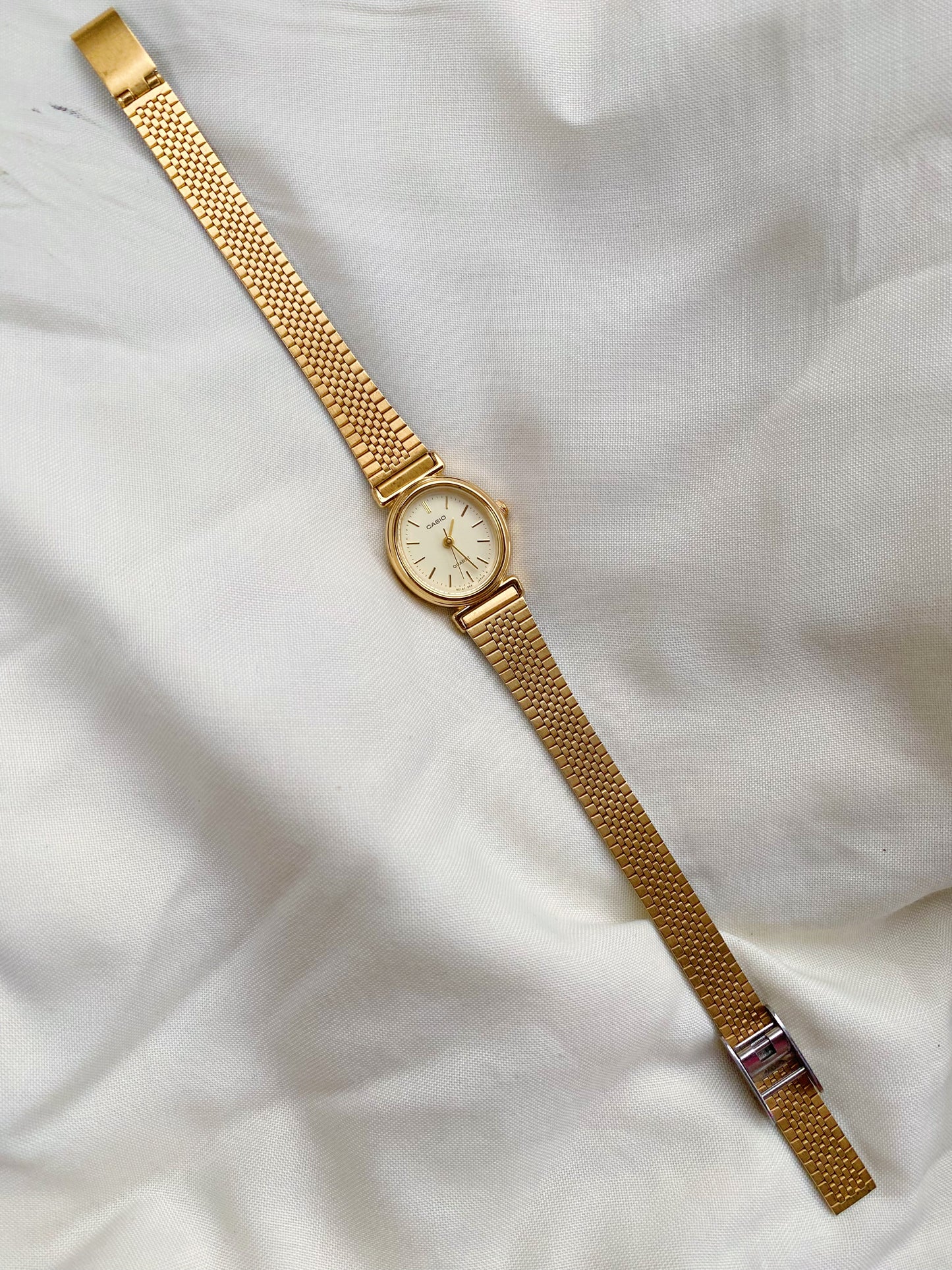 Casio Oval Dial vintage watch