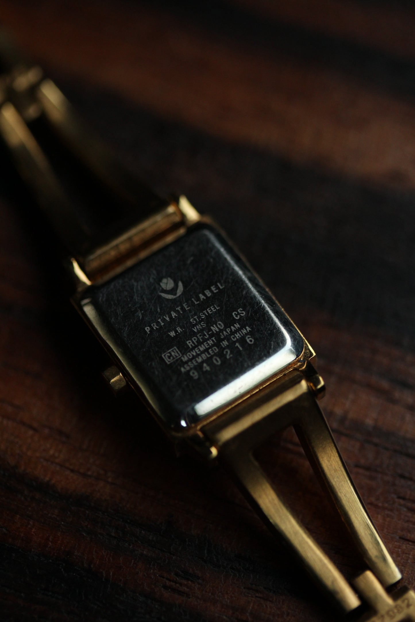 Private label vintage petite watch