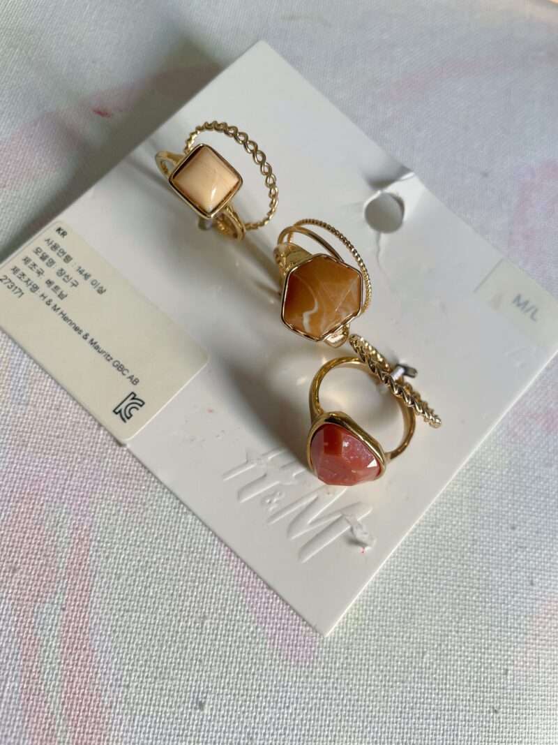 H&M stone rings